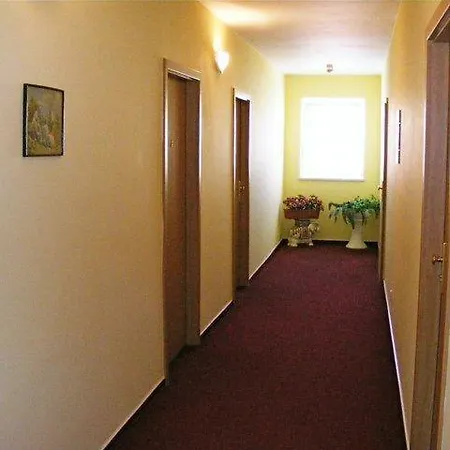 Berta 3* Průhonice